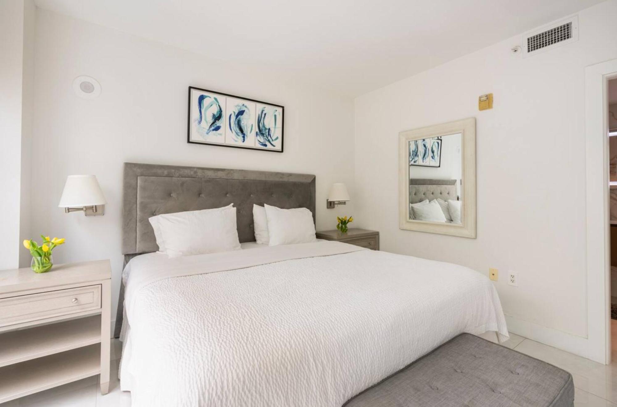 Beachfront Bentley Hotel One Bedroom Suite With Balcony And Beach Access Miami Beach Exteriér fotografie